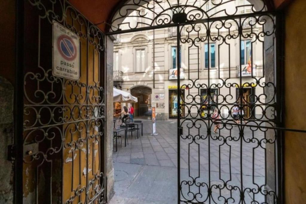 L'Angolo Di Chiara Nel Cuore Di Torino Extérieur photo